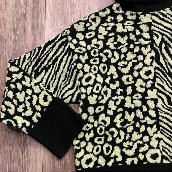 Zara Leopard zebra animal print turtleneck chunky knit sweater size large - Picture 2 of 5